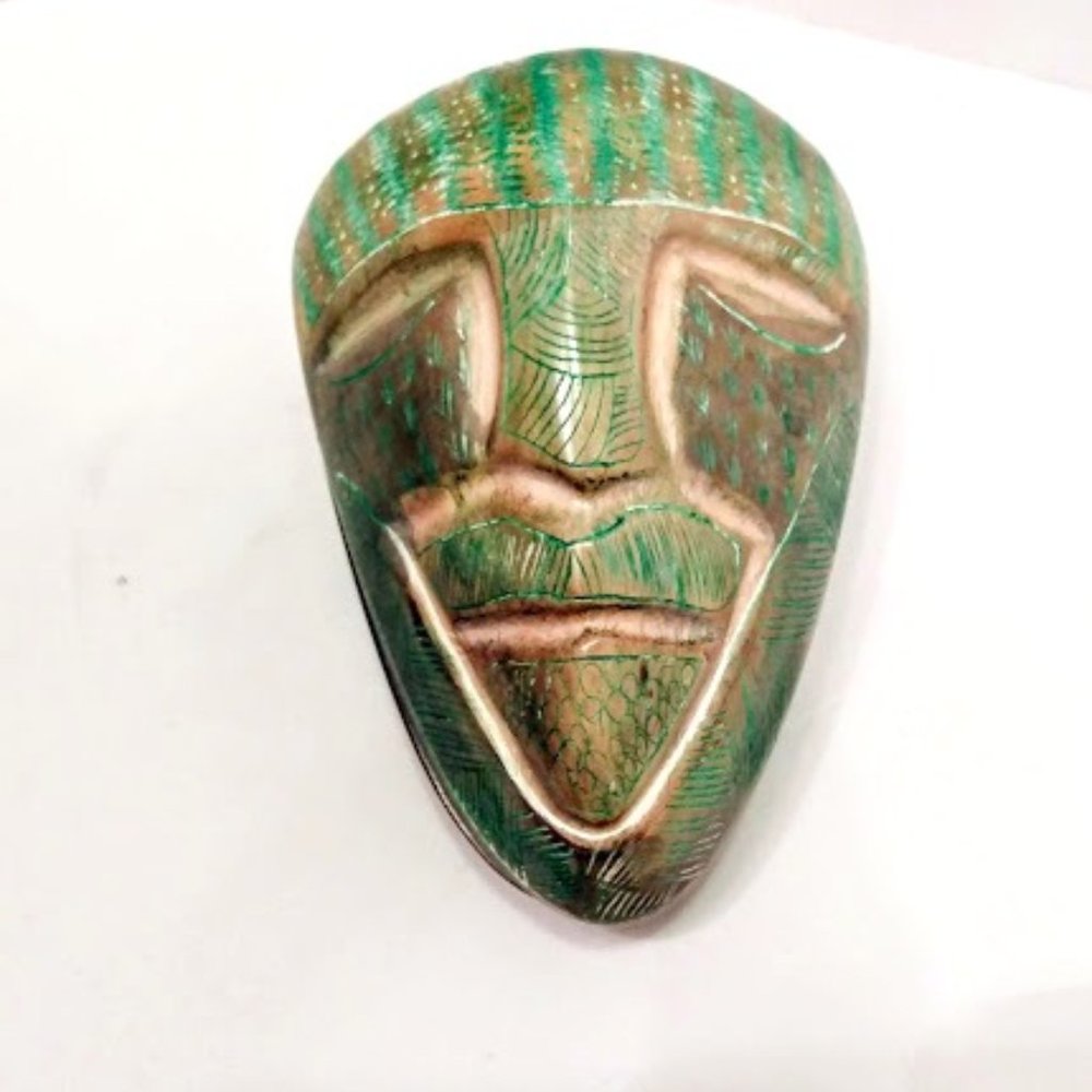 KENYA*AFRICA*FACE MASK*KEEPSAKE BOX*TRIBAL *HAND CARVED STONE
